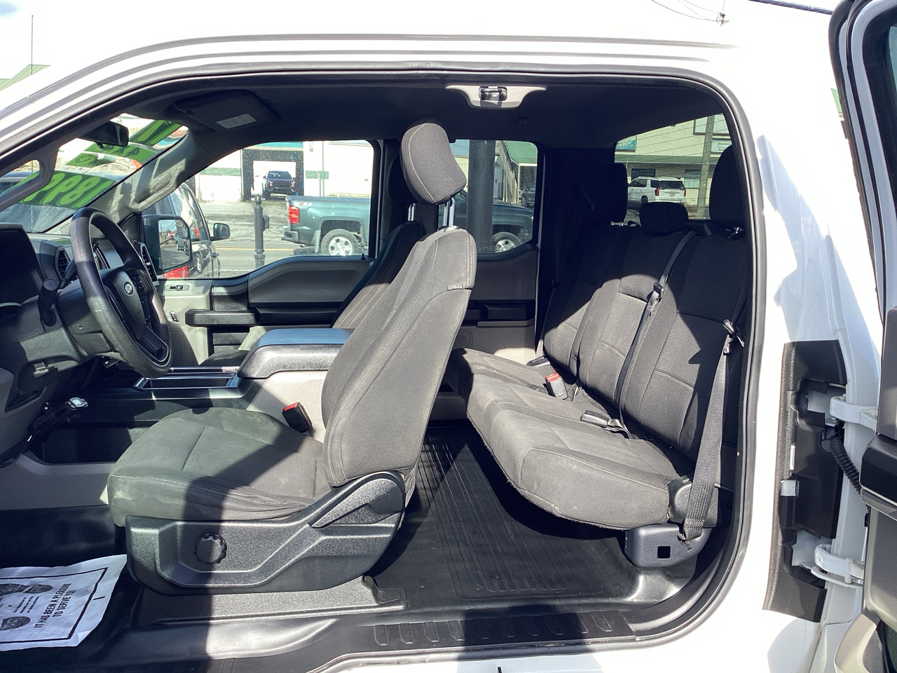 Ford F-150 4WD SuperCab 145" STX 2017