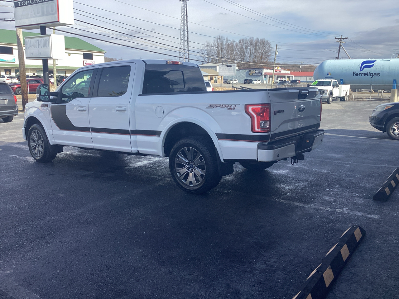 Ford F-150 XL SuperCrew 5.5-ft. Bed 4WD 2016
