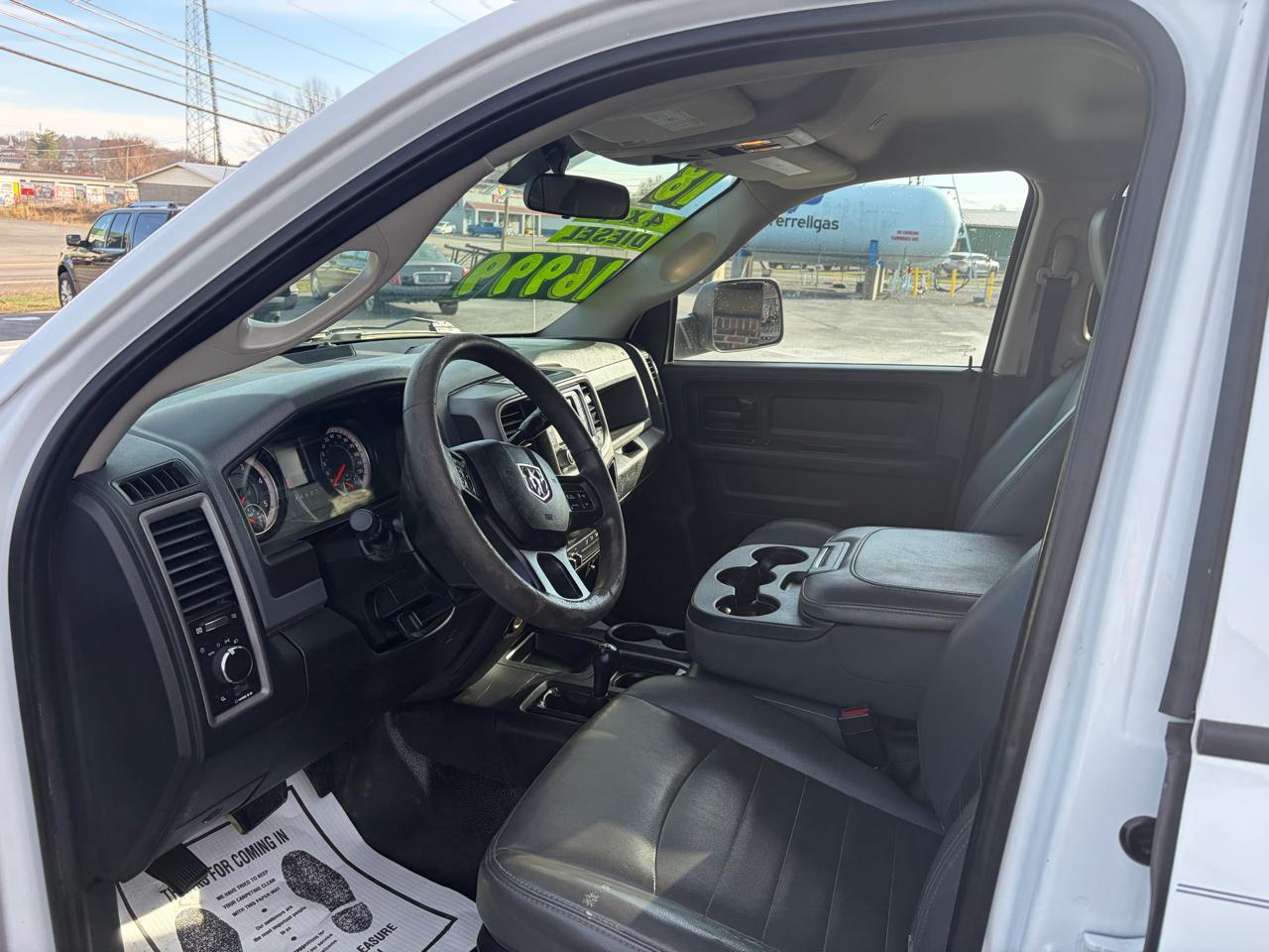 RAM 3500 Tradesman Crew Cab 4WD 2018