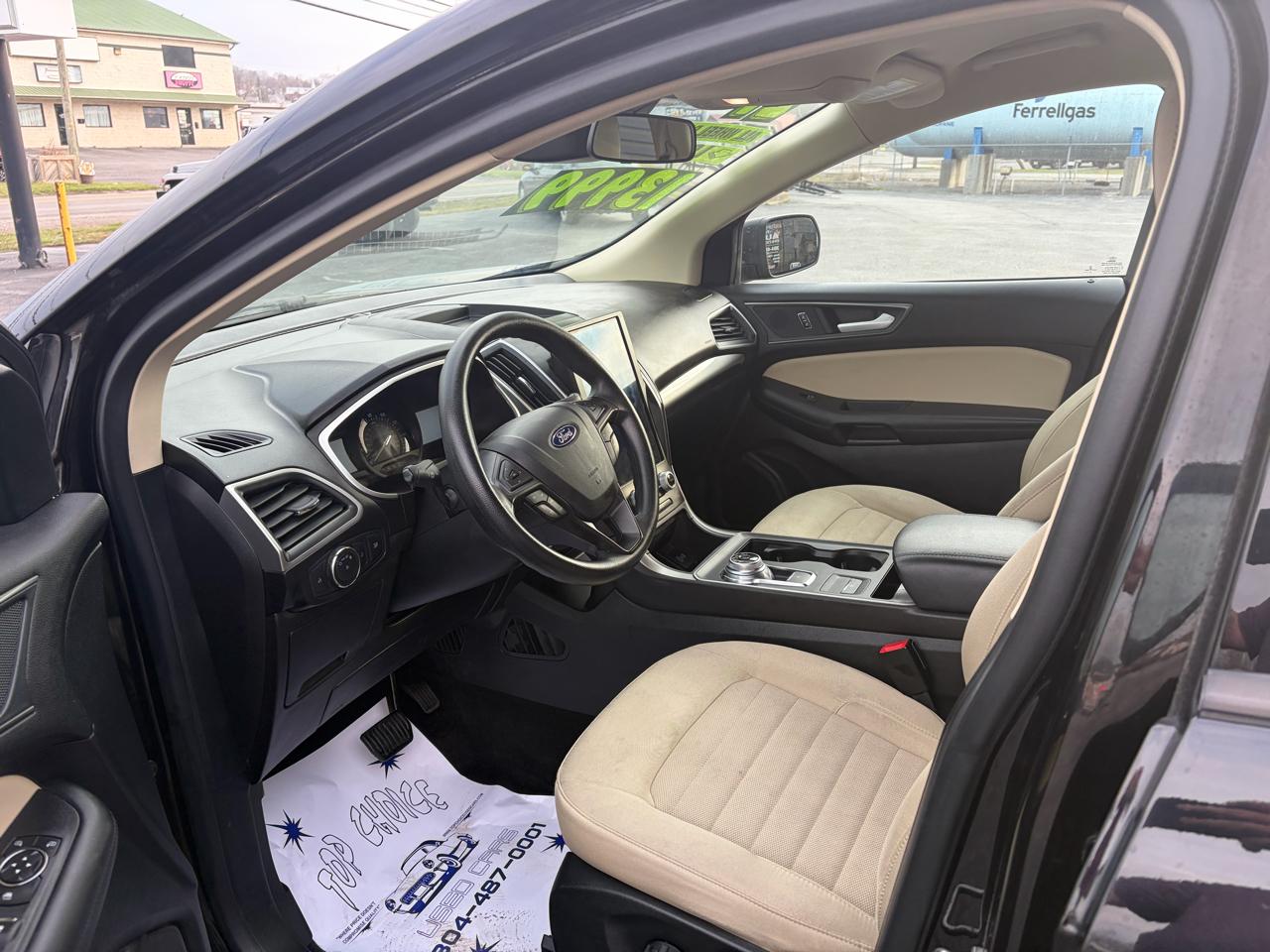 Ford Edge SE AWD 2021