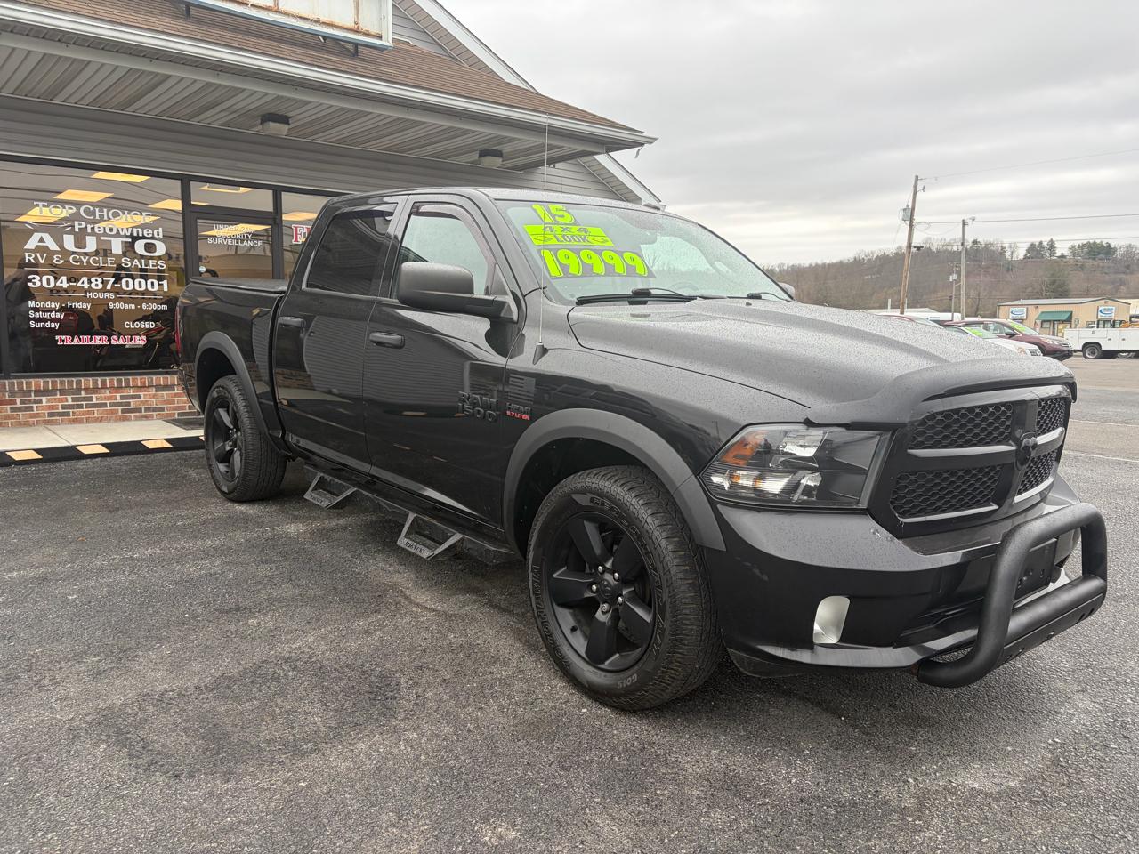 2015 RAM 1500 Tradesman Crew Cab SWB 4WD