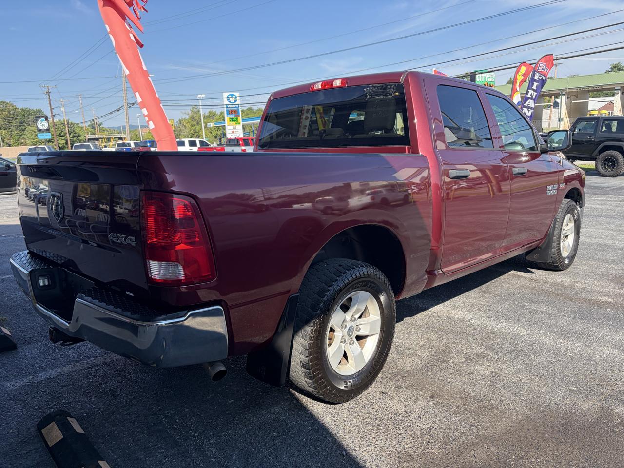 RAM 1500 Tradesman Crew Cab SWB 4WD 2016