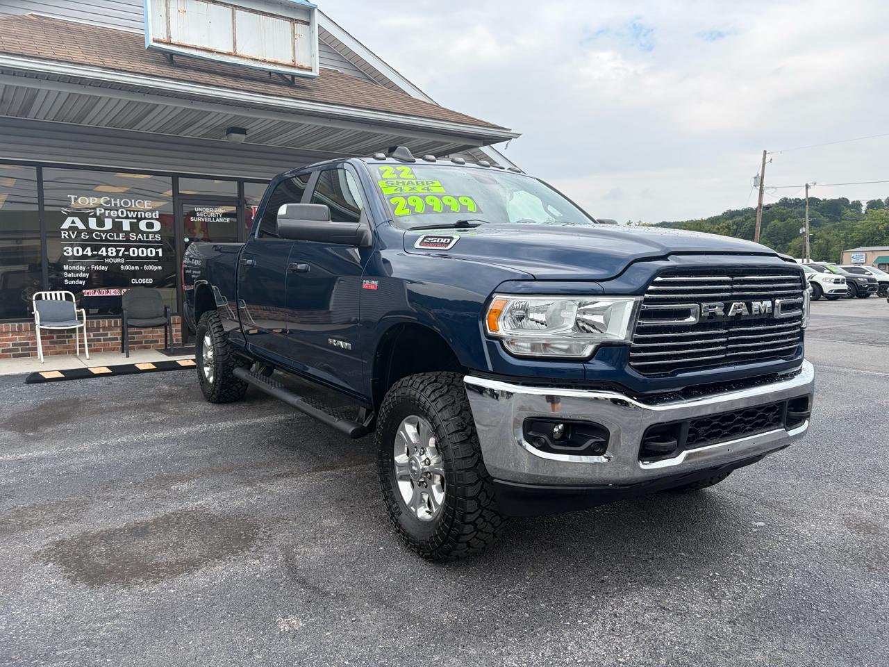 RAM 2500 Tradesman Crew Cab SWB 4WD 2022