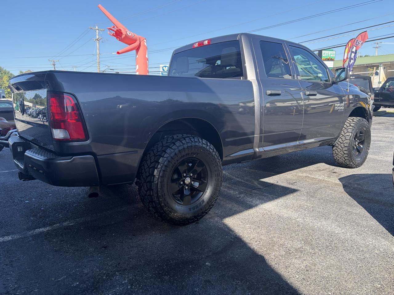 RAM 1500 Classic Tradesman Quad Cab 4WD 2019