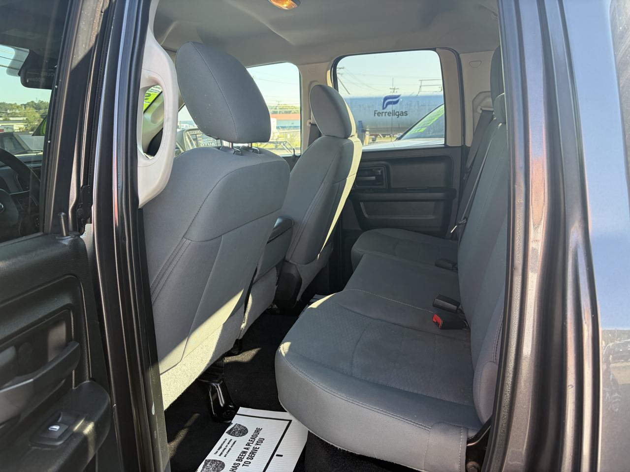 RAM 1500 Classic Tradesman Quad Cab 4WD 2019