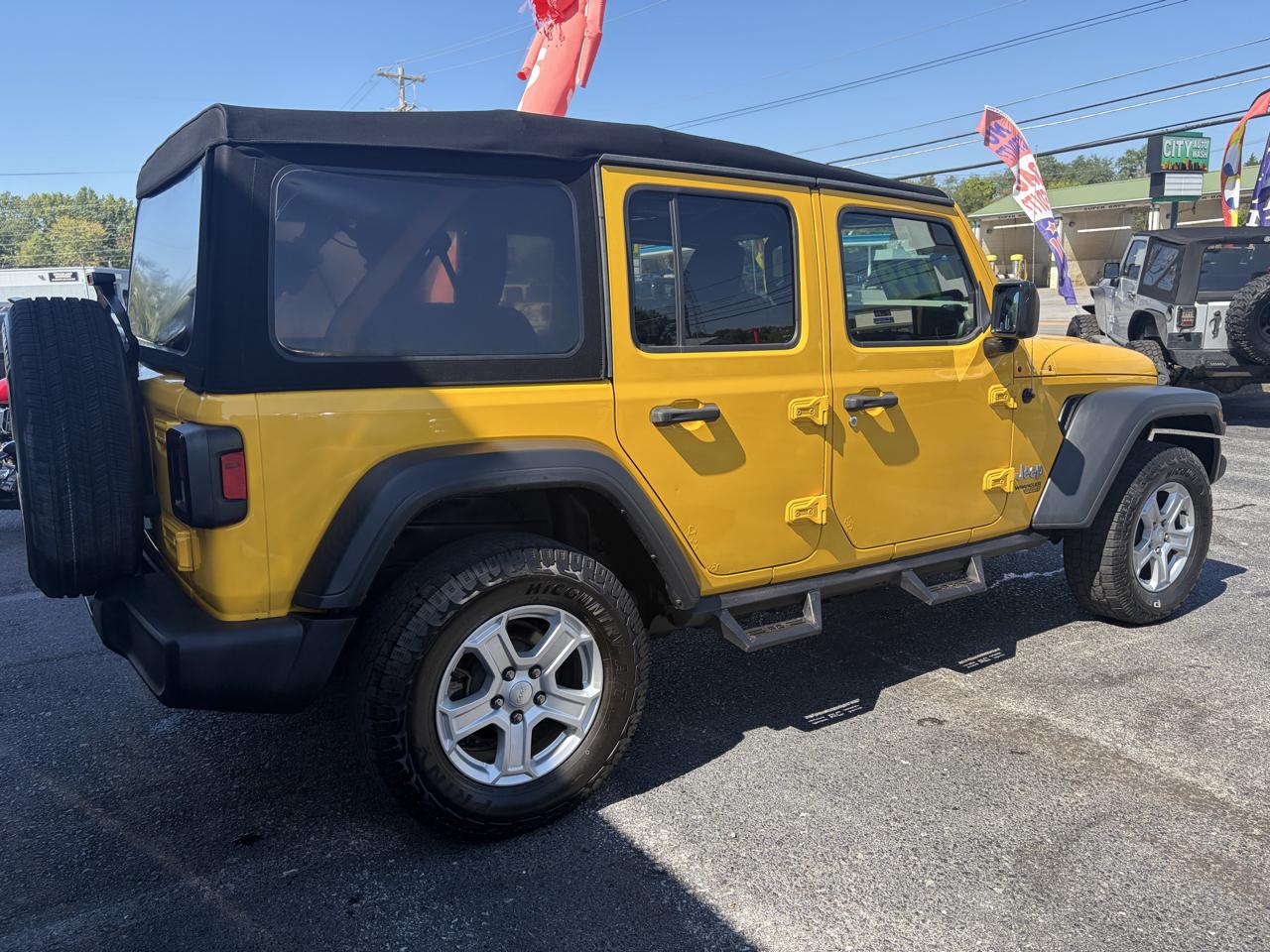 Jeep Wrangler Unlimited Sport 2019