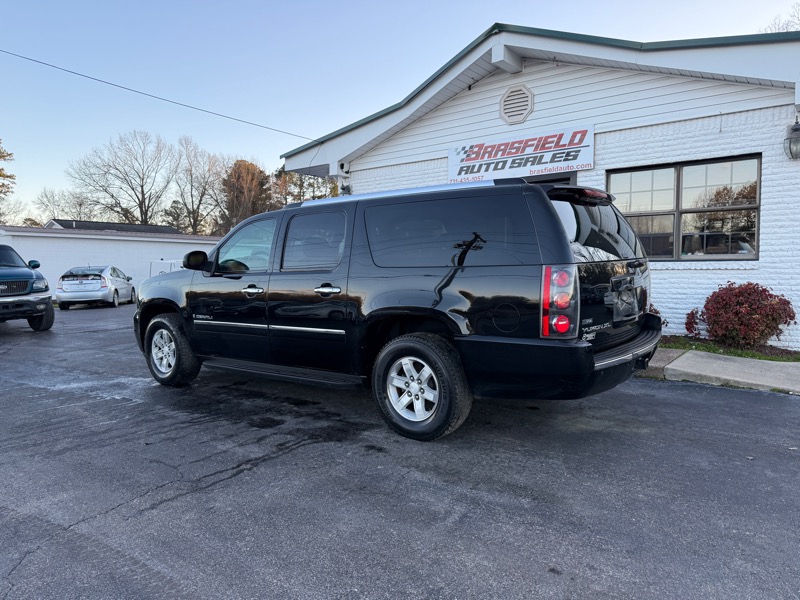 GMC Yukon Denali XL 4WD 2009