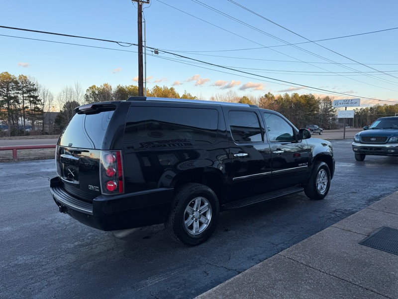 GMC Yukon Denali XL 4WD 2009