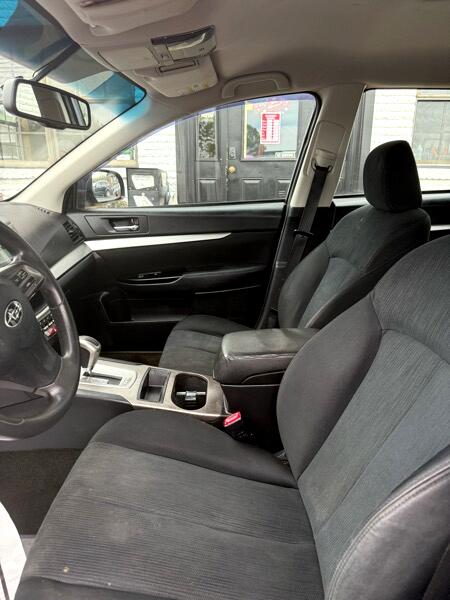 Subaru Outback 2.5i 2013