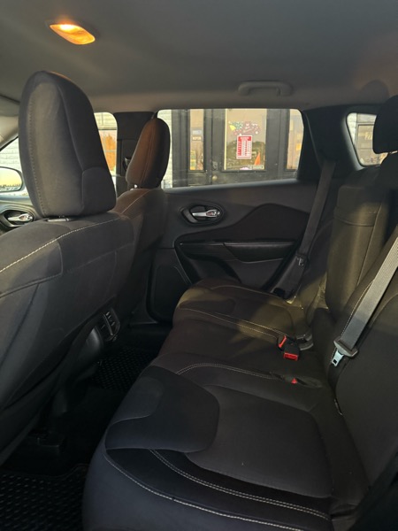 Jeep Cherokee Latitude 4WD 2015