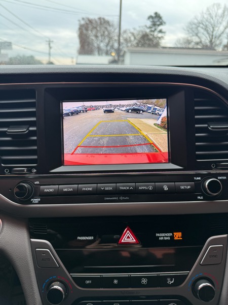 Hyundai Elantra Limited 2017