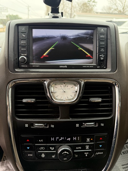 Chrysler Town & Country Touring 2015