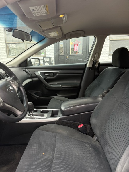 Nissan Altima 2.5 SV 2015