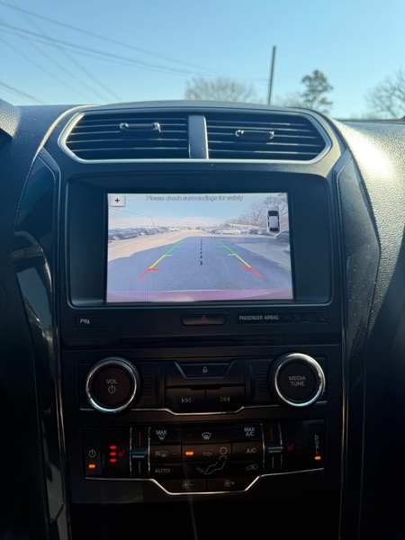 Ford Explorer XLT FWD 2017