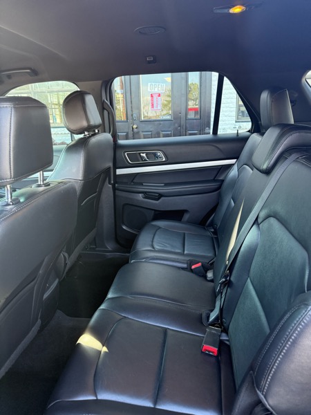 Ford Explorer XLT FWD 2017