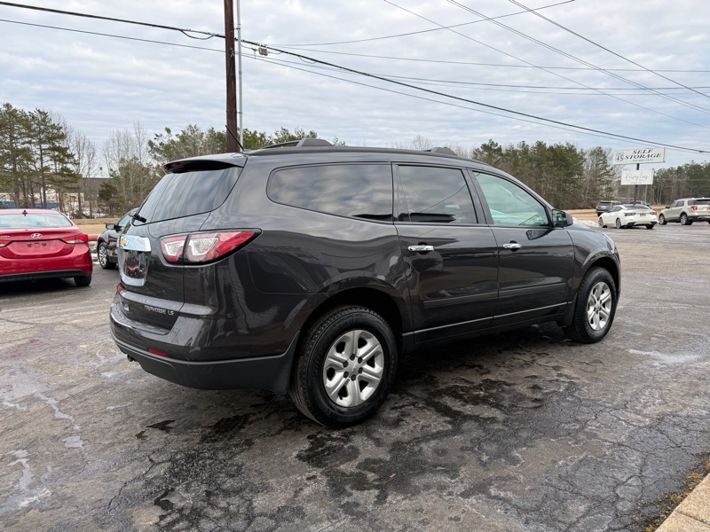 Chevrolet Traverse LS FWD w/PDC 2014