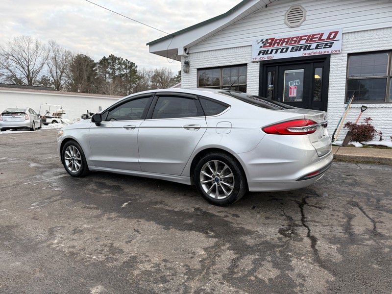 Ford Fusion SE 2017