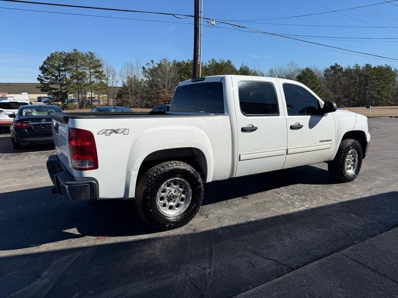 GMC Sierra 1500 SLE Crew Cab 4WD 2011