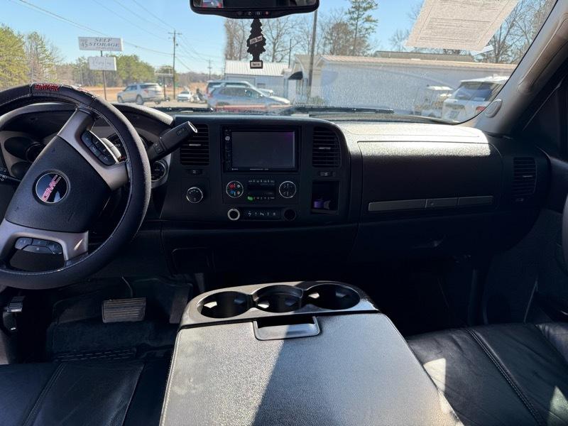 GMC Sierra 1500 SLE Crew Cab 4WD 2011