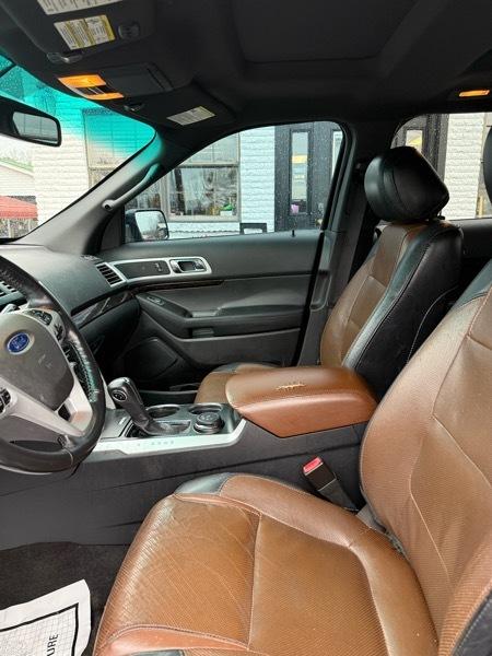 Ford Explorer Limited 4WD 2012