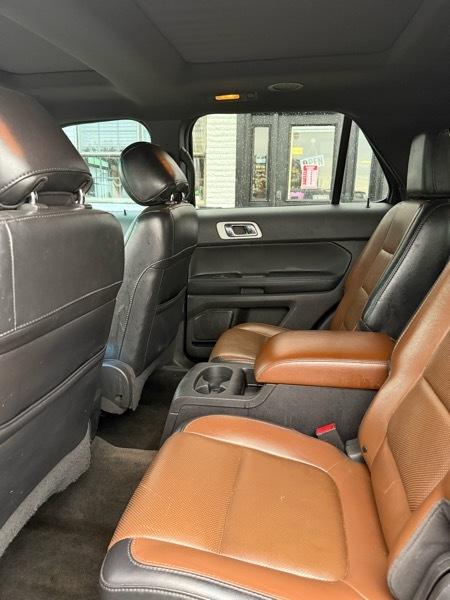 Ford Explorer Limited 4WD 2012