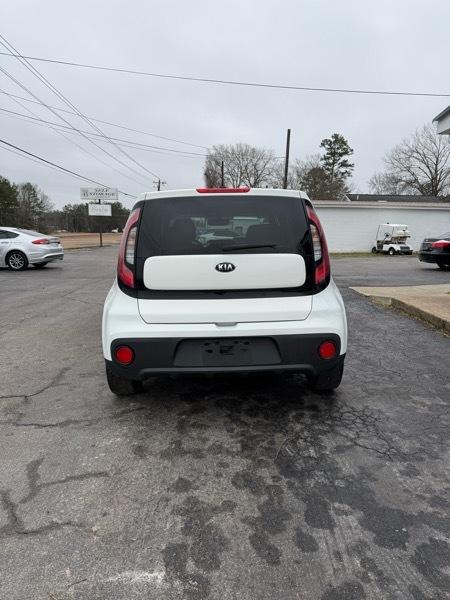 Kia Soul Base 6M 2017