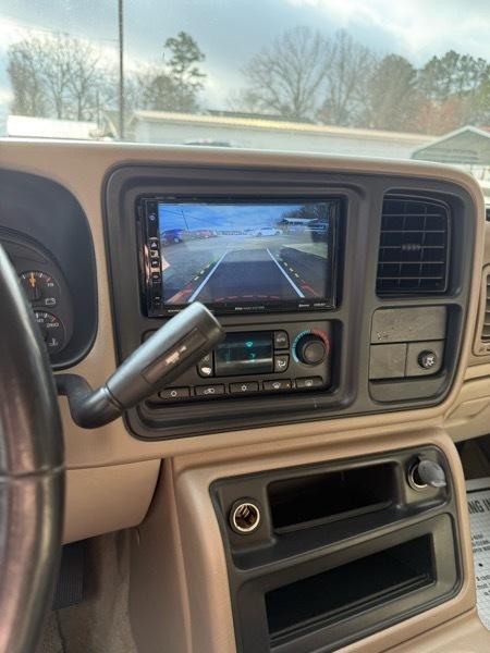 GMC Yukon XL SL 1500 2WD 2006