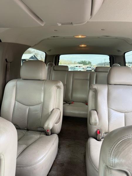 GMC Yukon XL SL 1500 2WD 2006