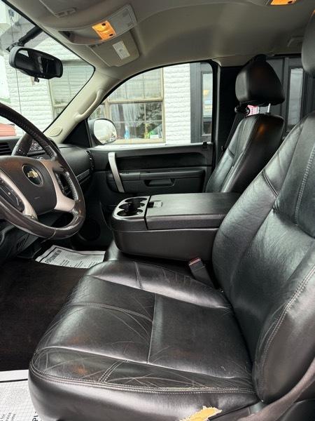 Chevrolet Silverado 1500 LT Ext. Cab Long Box 4WD 2011