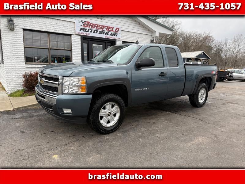 Chevrolet Silverado 1500 LT Ext. Cab Long Box 4WD 2011