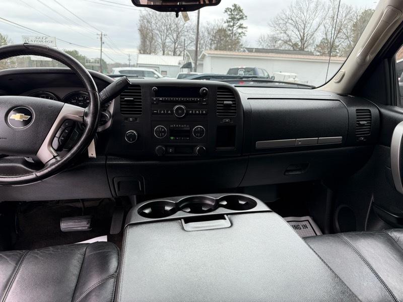 Chevrolet Silverado 1500 LT Ext. Cab Long Box 4WD 2011