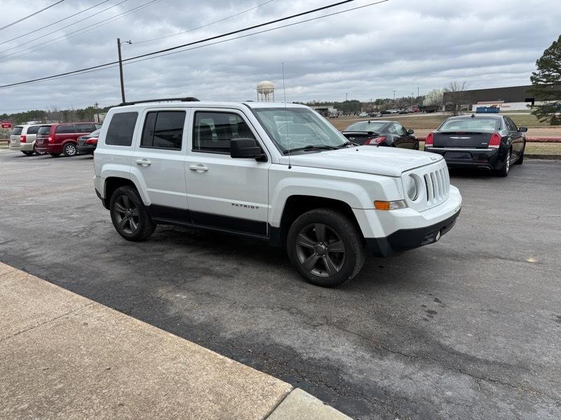Jeep Patriot Latitude 2WD 2015