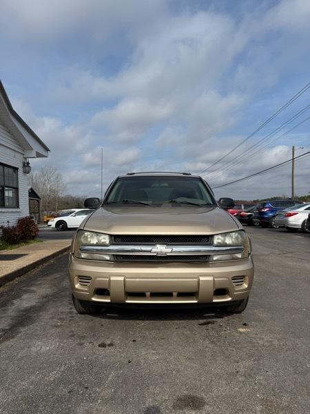 Chevrolet TrailBlazer LS 2WD 2004