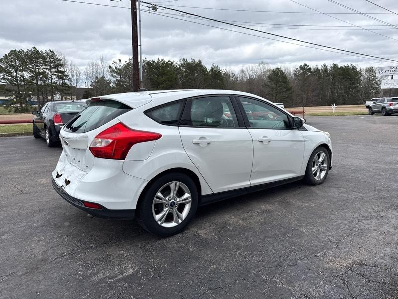 Ford Focus SE Hatch 2014