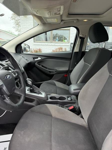 Ford Focus SE Hatch 2014