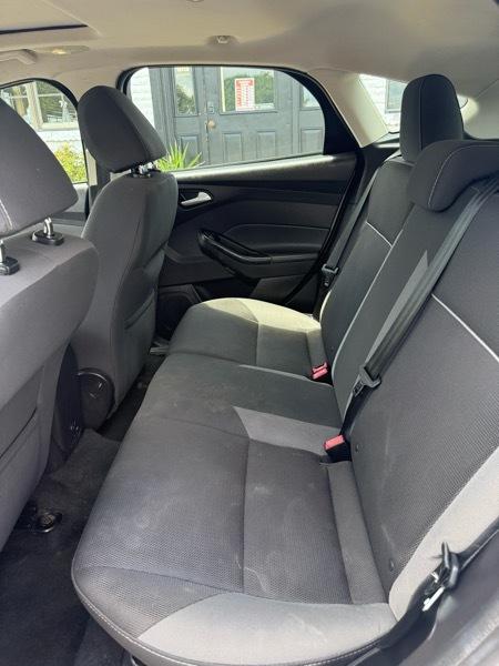 Ford Focus SE Hatch 2014