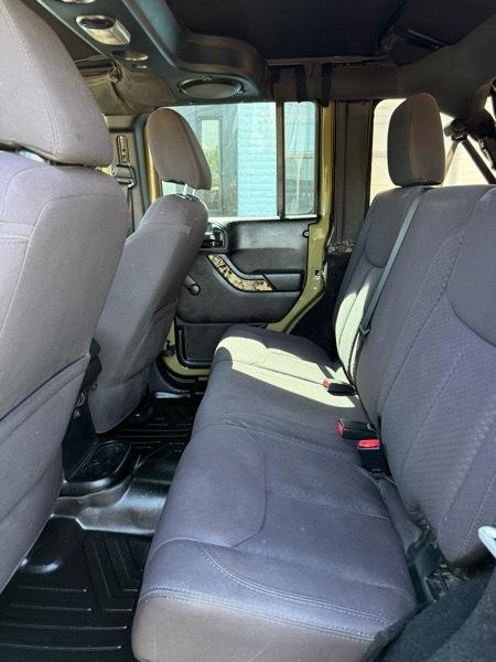 Jeep Wrangler Unlimited Sport 4WD 2013