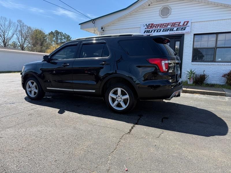 Ford Explorer XLT 4WD 2017