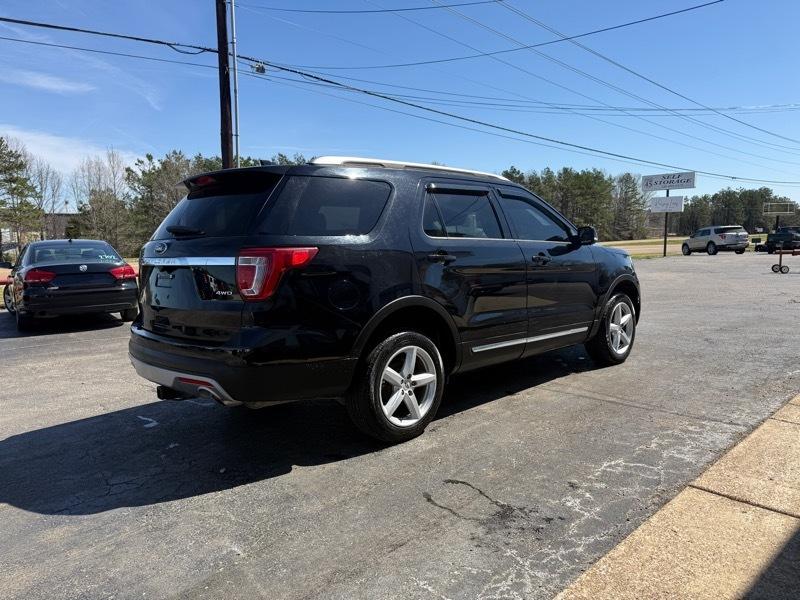 Ford Explorer XLT 4WD 2017