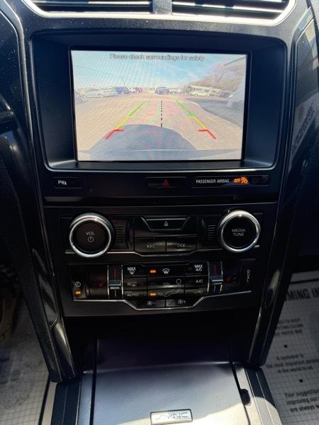 Ford Explorer XLT 4WD 2017