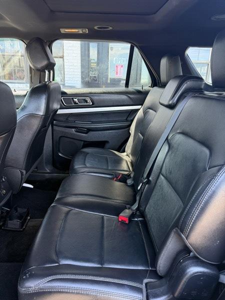 Ford Explorer XLT 4WD 2017