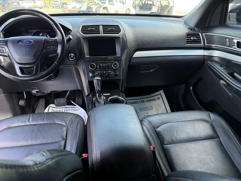 Ford Explorer XLT 4WD 2017
