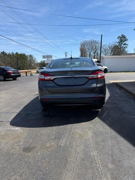 Ford Fusion SE 2018
