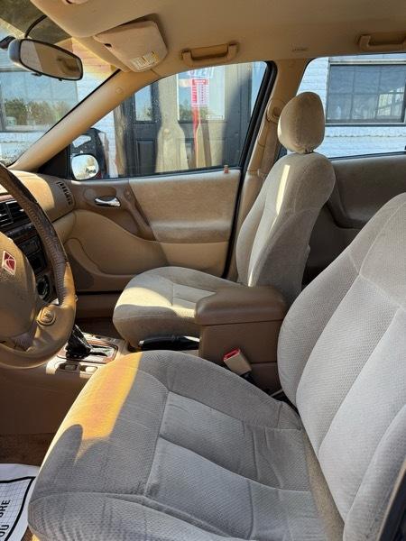 Saturn LW LW-300 Auto 2001