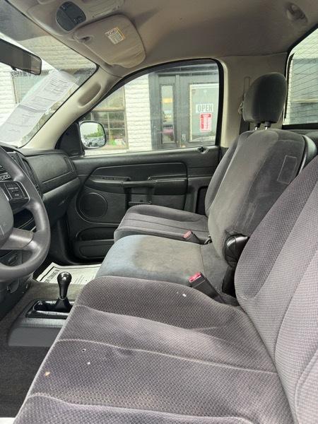 Dodge Ram 1500 ST 4WD 2005