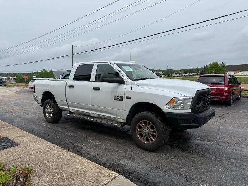 RAM 2500 Tradesman Crew Cab SWB 4WD 2015