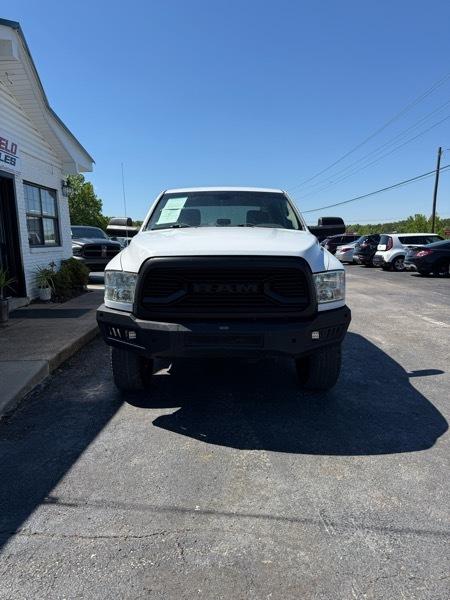 RAM 2500 Tradesman Crew Cab SWB 4WD 2015