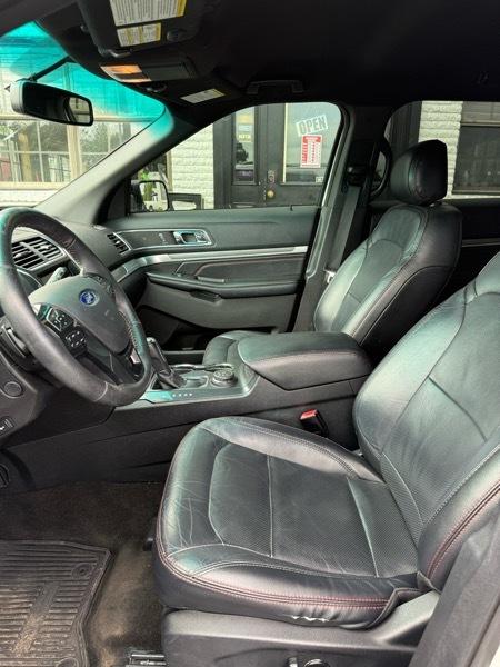 Ford Explorer Sport 4WD 2016