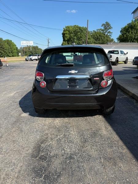 Chevrolet Sonic LTZ Auto 5-Door 2015