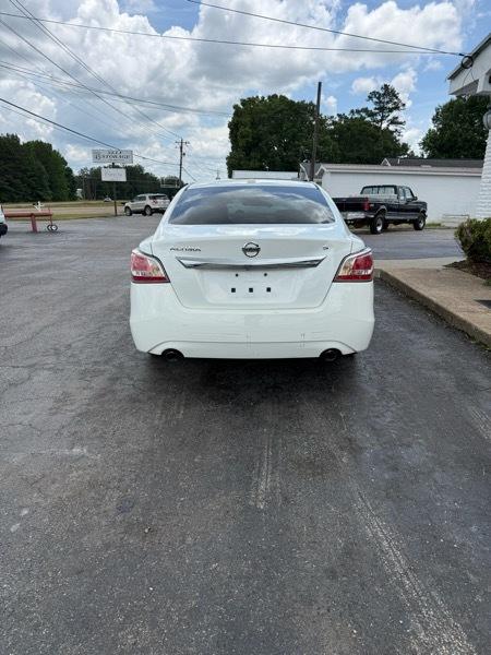 Nissan Altima 2.5 SV 2015